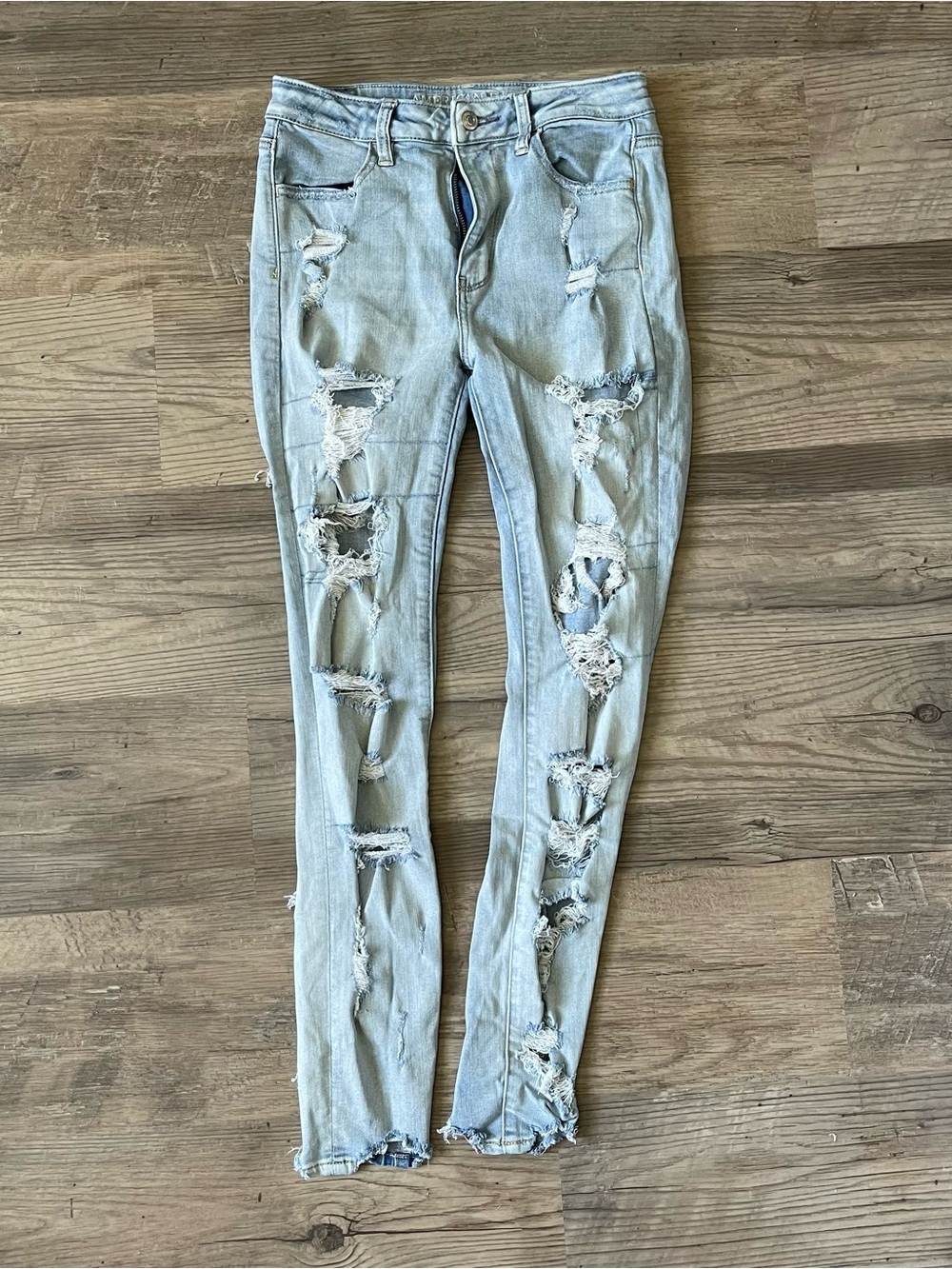 American Eagle Outfitters Light Blue Ripped Skinny Jeans